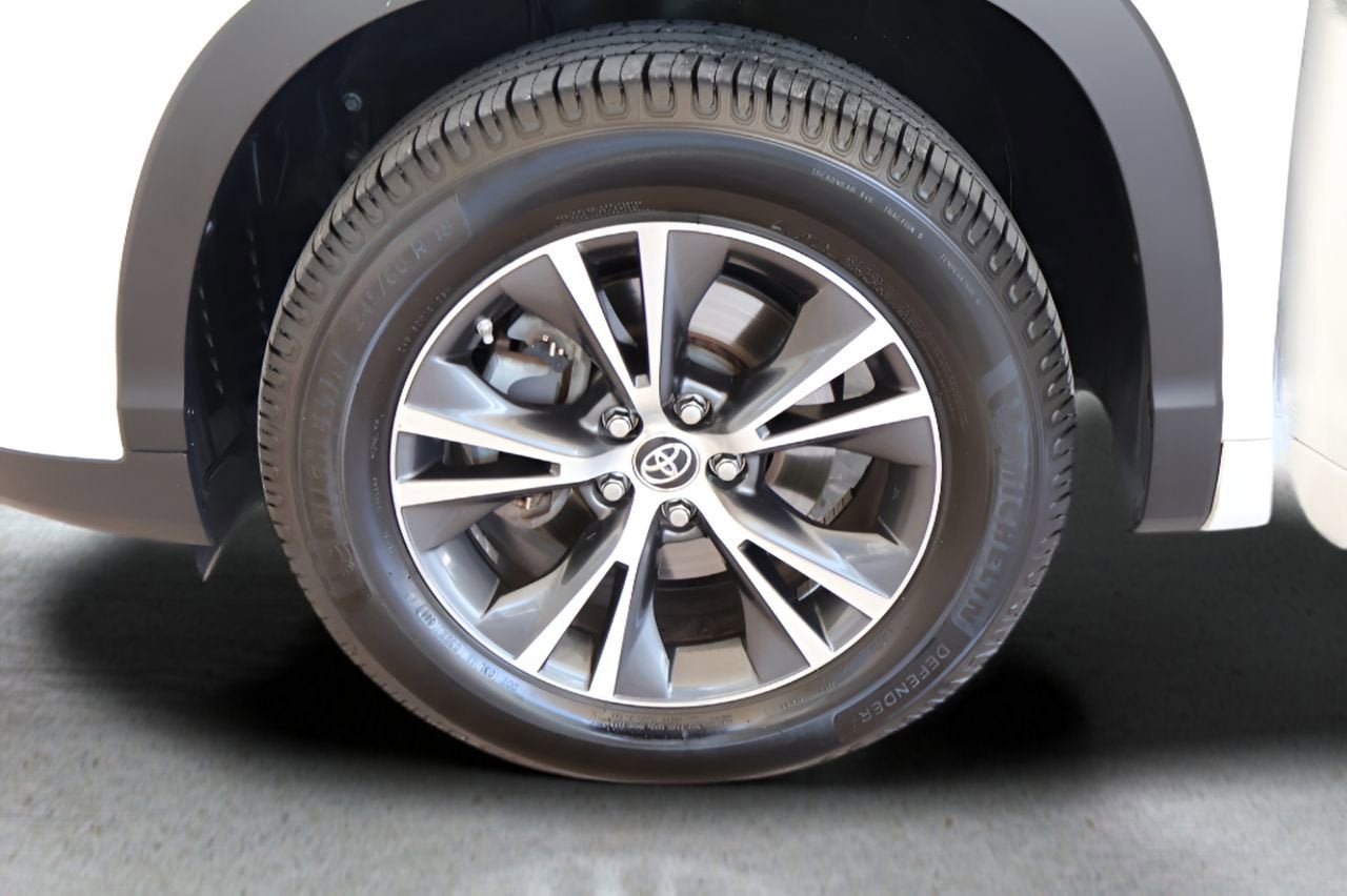 2018 Toyota Highlander LE