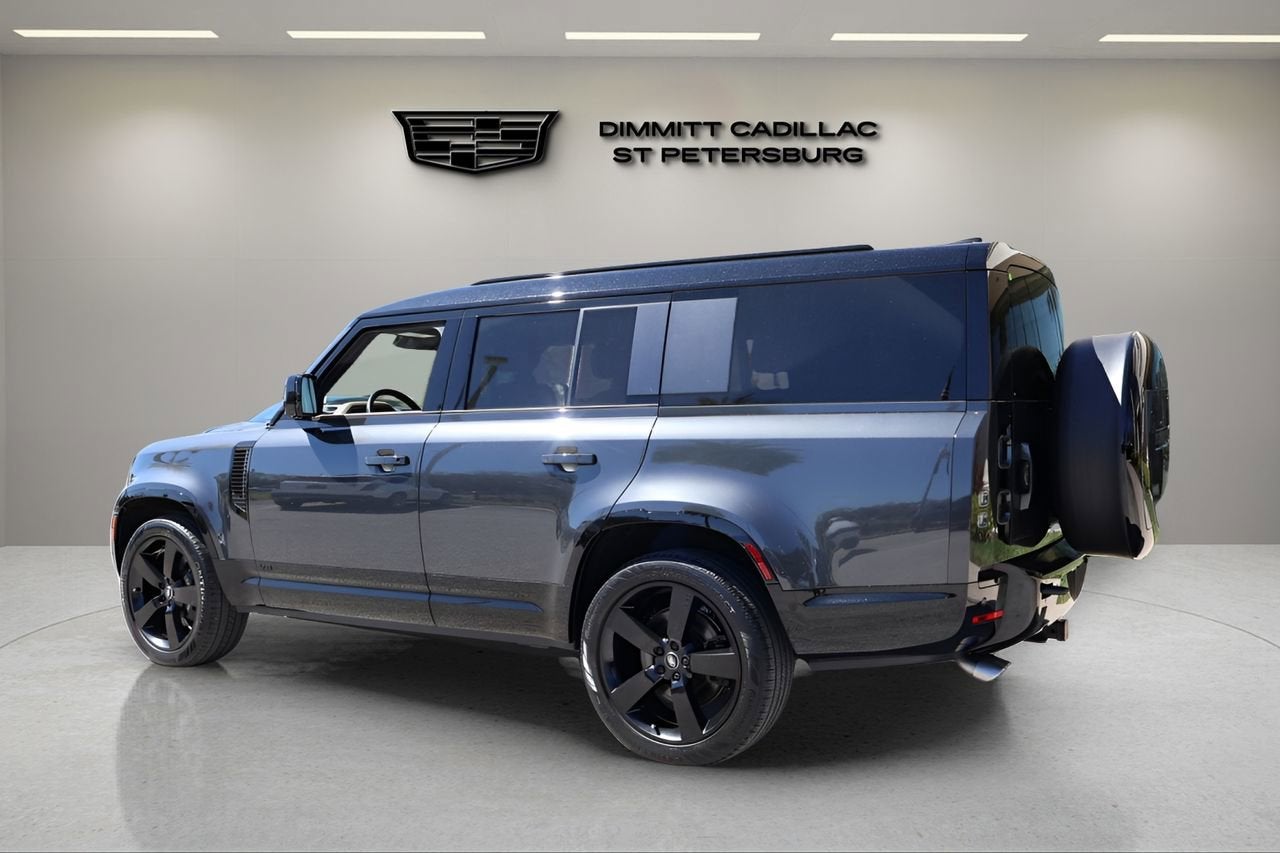 2025 Land Rover Defender V8