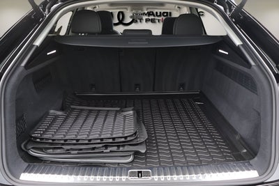 2023 Audi Q8 Premium
