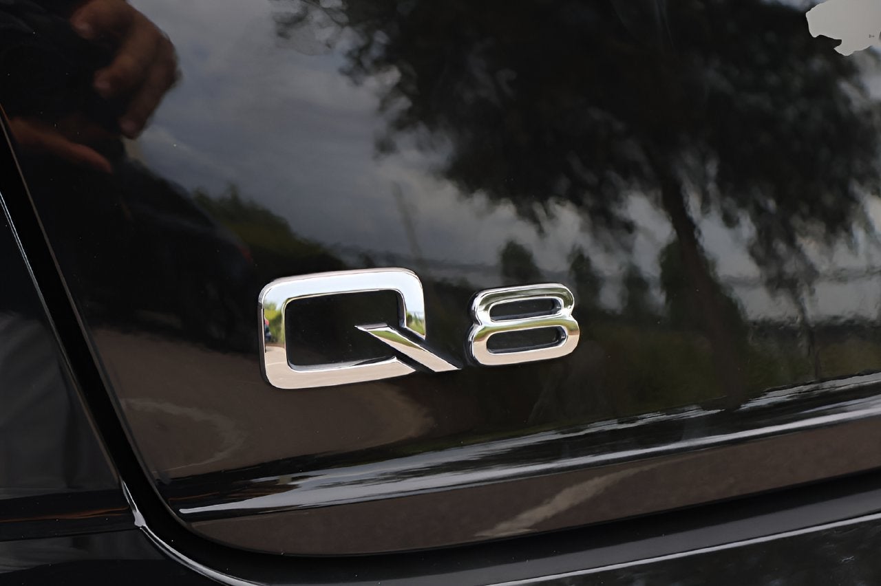 2023 Audi Q8 Premium