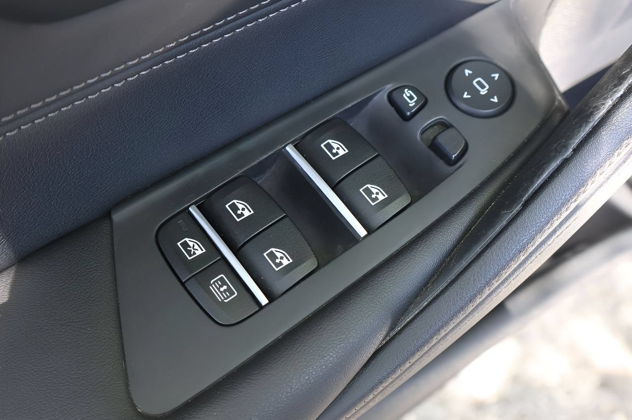 2022 BMW 5 Series M550i xDrive
