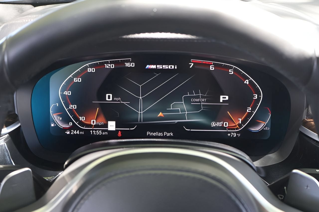2022 BMW 5 Series M550i xDrive