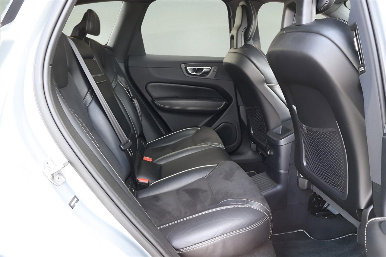 2018 Volvo XC60 R-Design