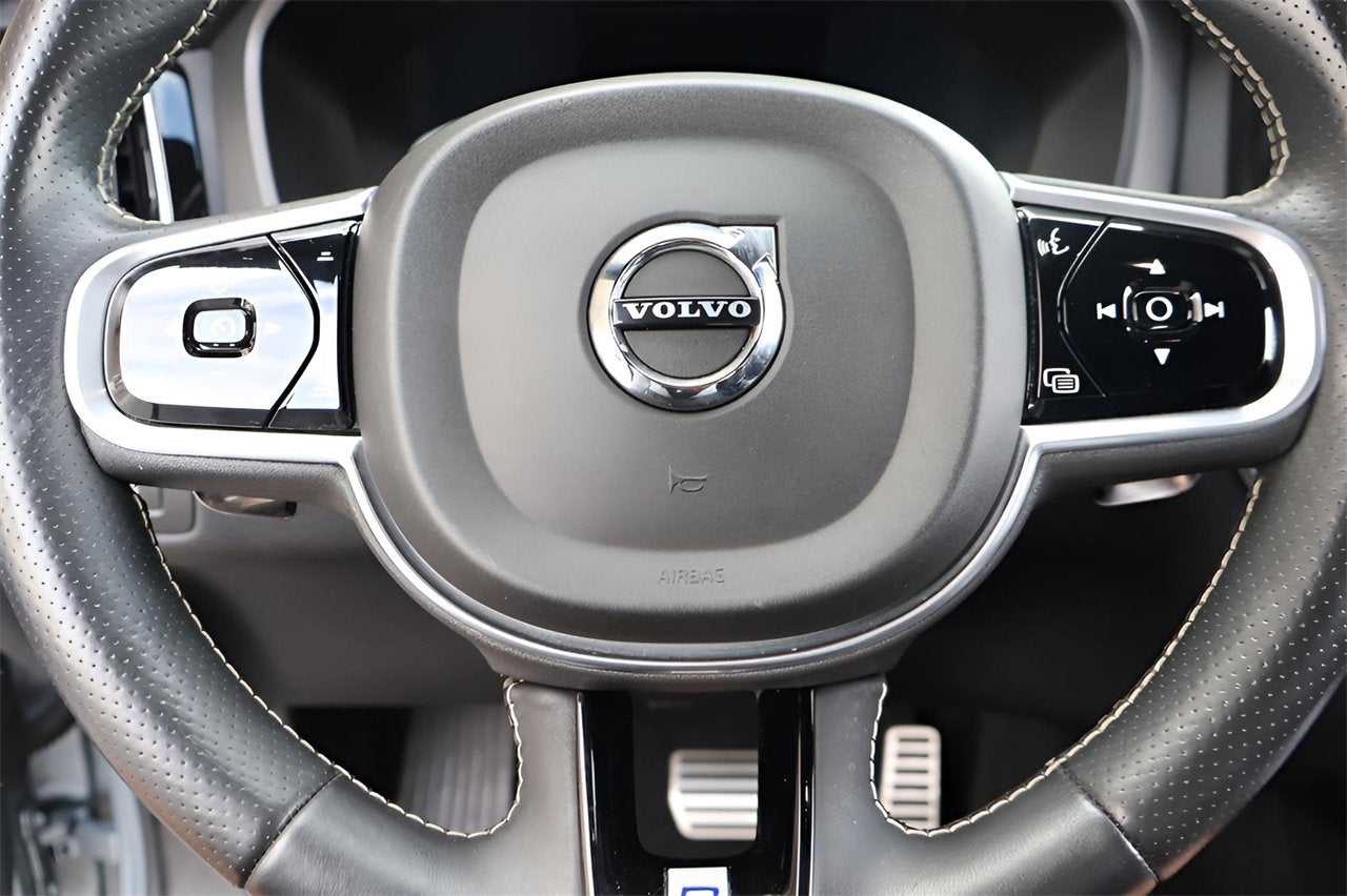 2018 Volvo XC60 R-Design