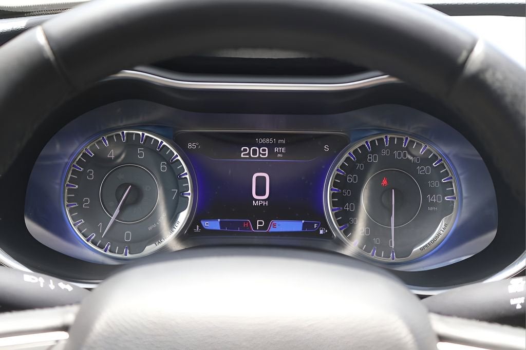 2015 Chrysler 200 C