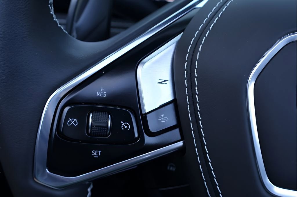 2025 Chevrolet Corvette Stingray 2LT