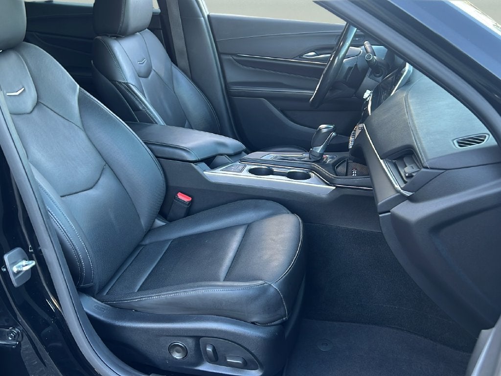 2021 Cadillac CT4 Premium Luxury