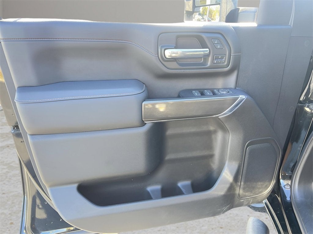 2023 GMC Sierra 2500 HD AT4