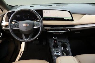 2024 Cadillac XT4 Luxury