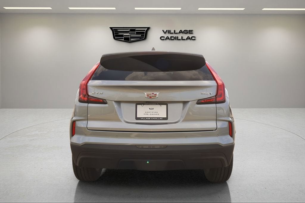 2024 Cadillac XT4 Luxury