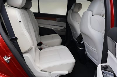 2026 Cadillac VISTIQ Luxury