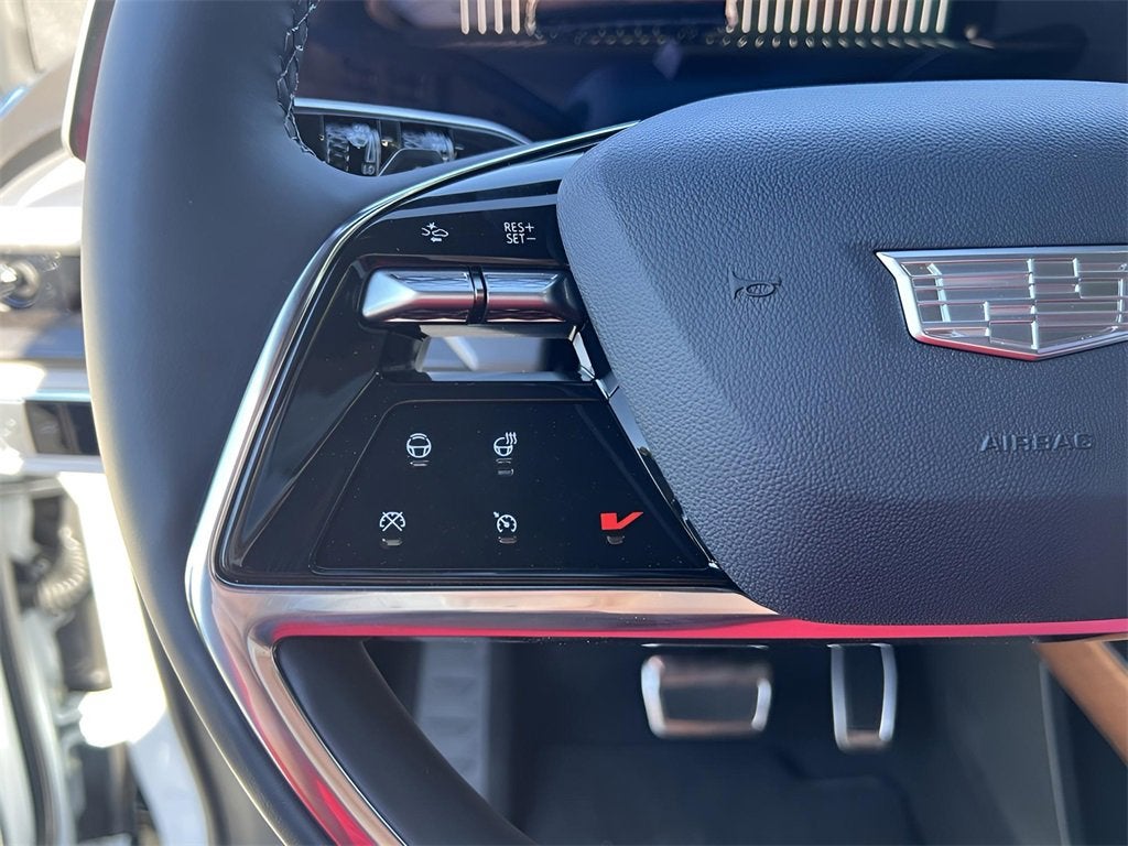 2026 Cadillac VISTIQ Luxury