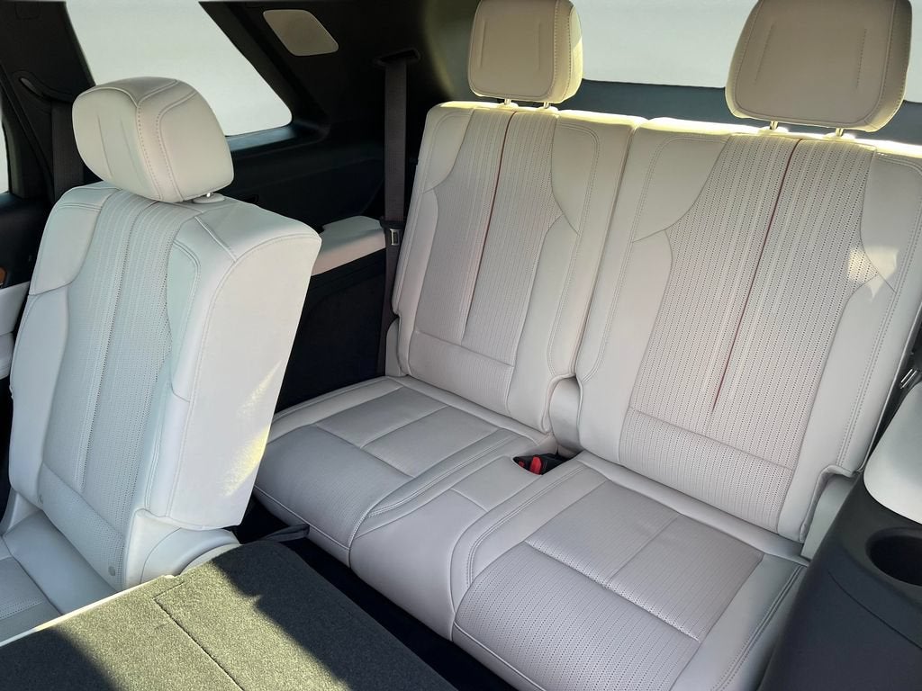2027 Cadillac VISTIQ Luxury