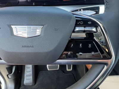 2027 Cadillac VISTIQ Luxury
