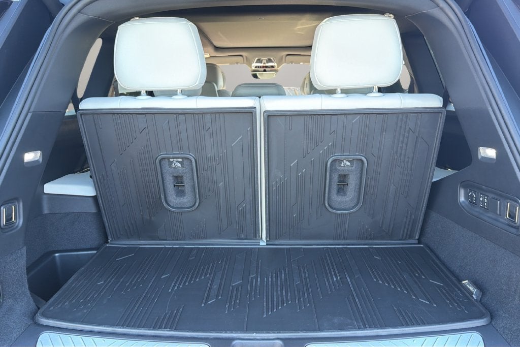 2027 Cadillac VISTIQ Sport