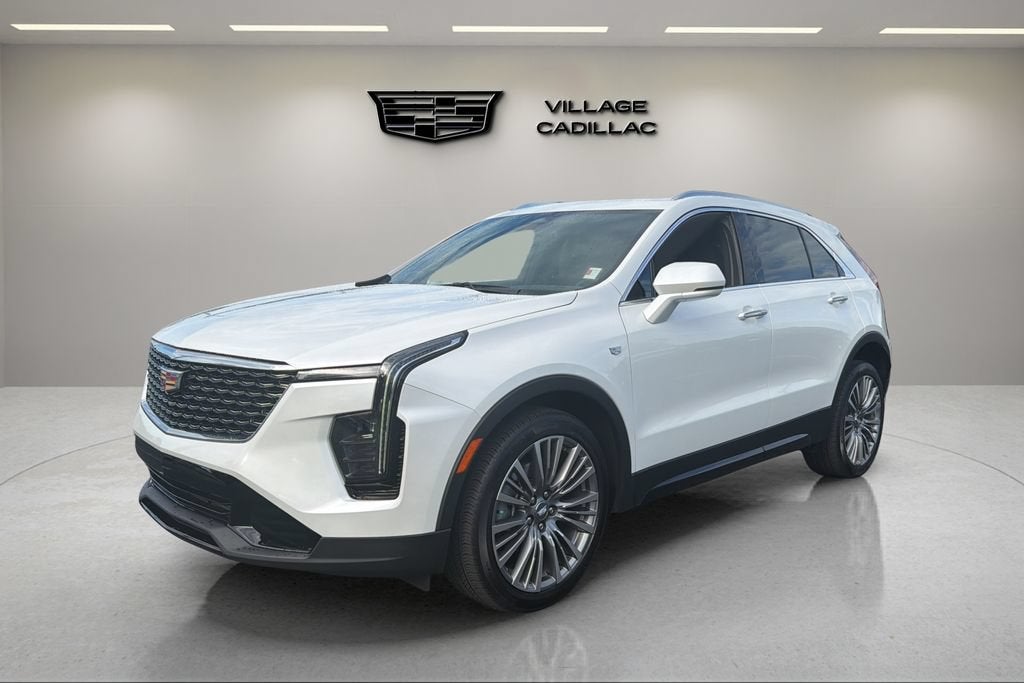 2024 Cadillac XT4 Premium Luxury