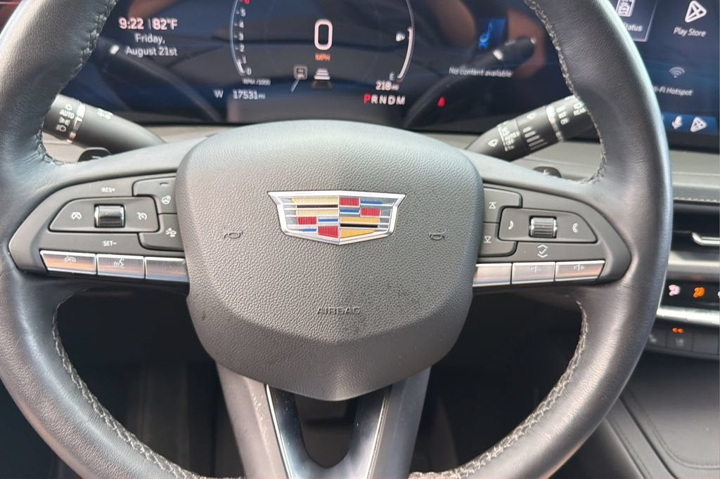 2024 Cadillac XT4 Premium Luxury