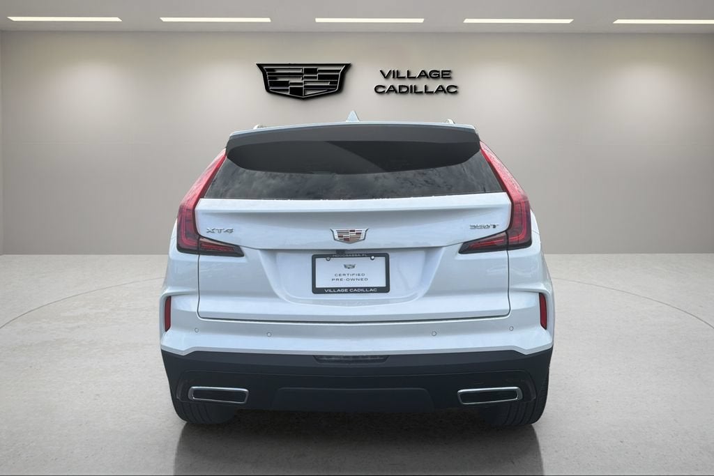 2024 Cadillac XT4 Premium Luxury