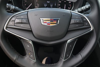 2026 Cadillac XT5 Luxury
