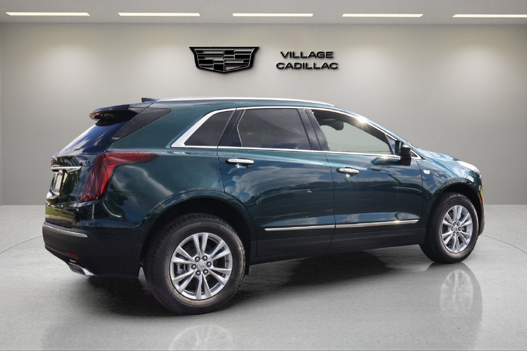 2026 Cadillac XT5 Luxury