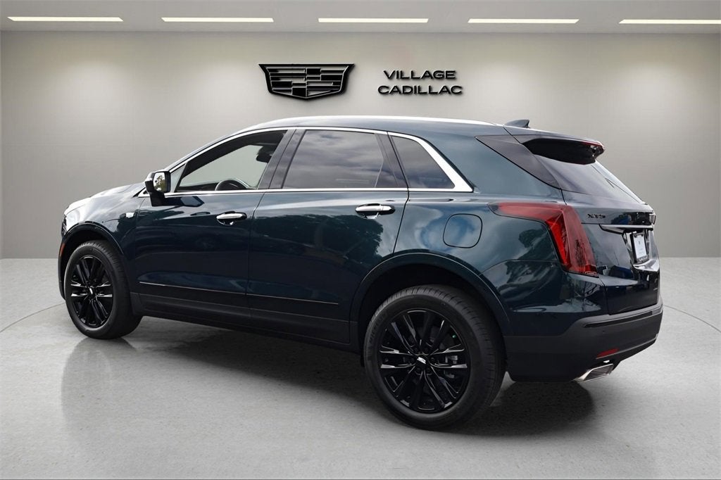 2026 Cadillac XT5 Luxury