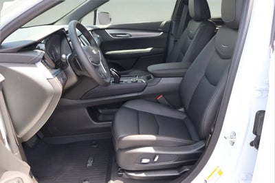 2026 Cadillac XT5 Luxury