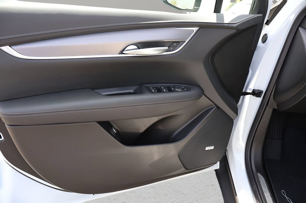 2026 Cadillac XT5 Luxury