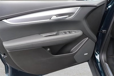 2026 Cadillac XT5 Luxury