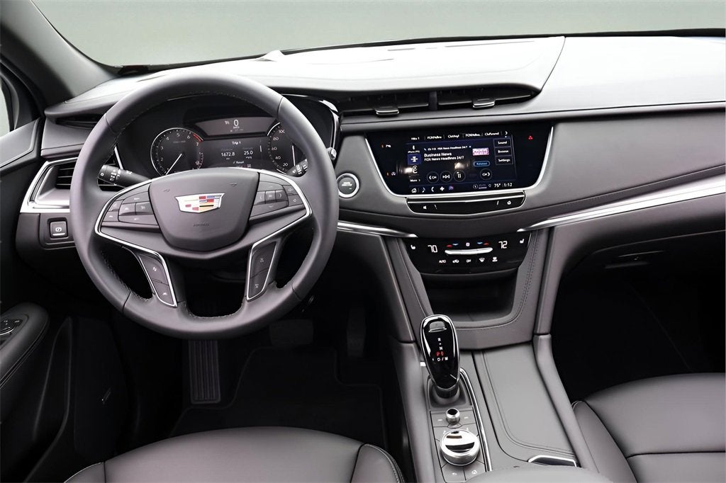 2026 Cadillac XT5 Luxury