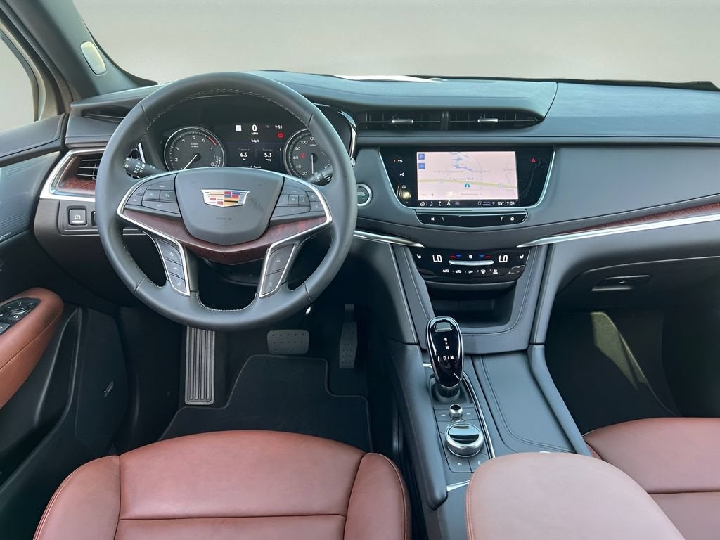 2026 Cadillac XT5 Premium Luxury
