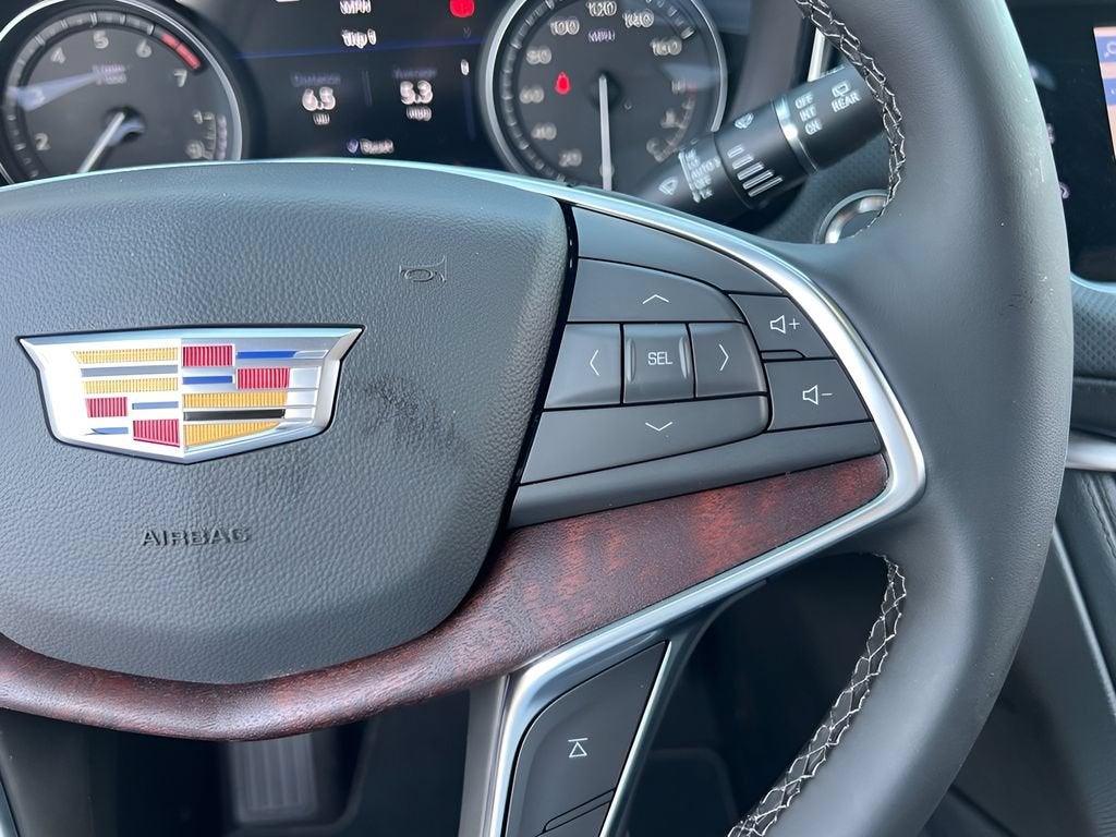 2026 Cadillac XT5 Premium Luxury