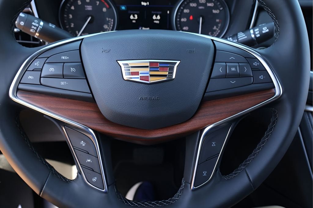 2026 Cadillac XT5 Premium Luxury