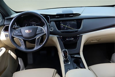 2018 Cadillac XT5 Premium Luxury FWD