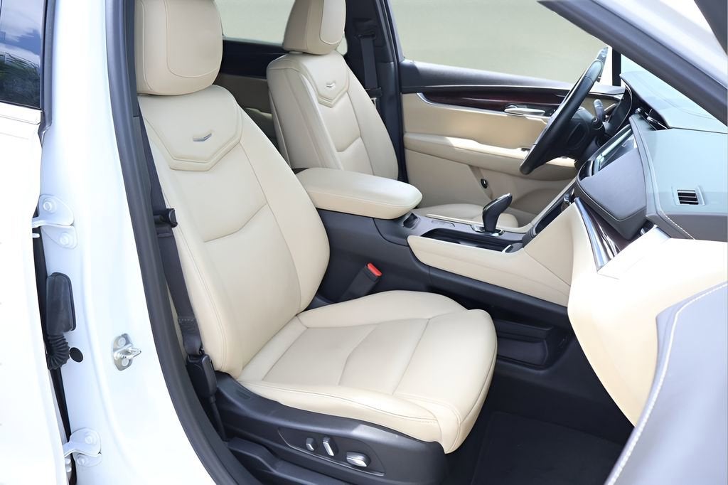 2018 Cadillac XT5 Premium Luxury FWD