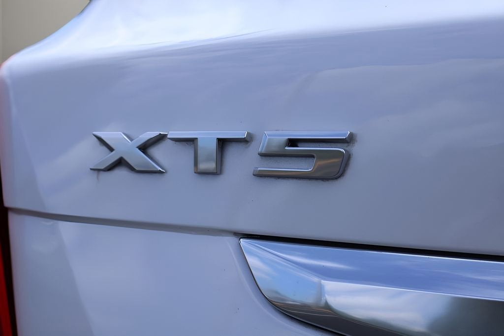 2018 Cadillac XT5 Premium Luxury FWD