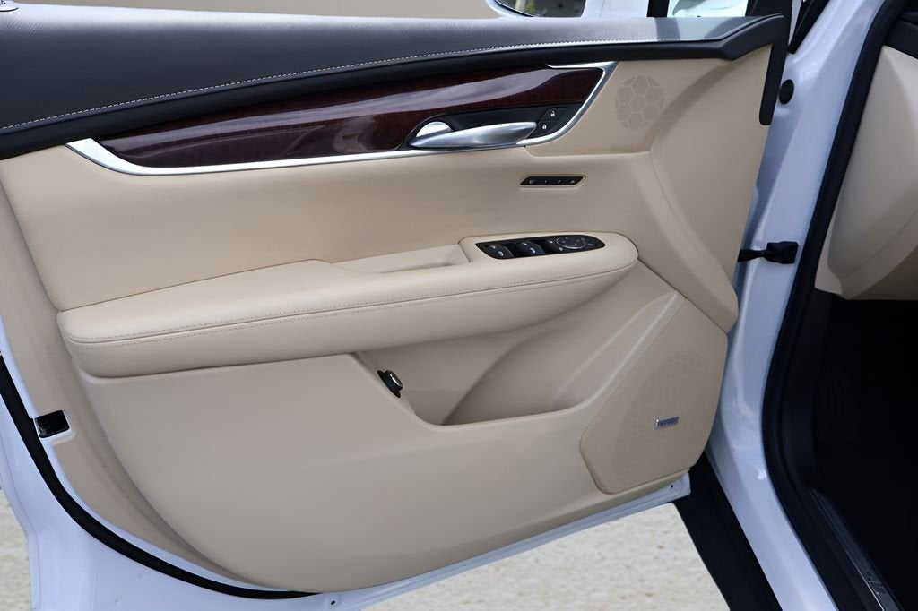 2018 Cadillac XT5 Premium Luxury FWD