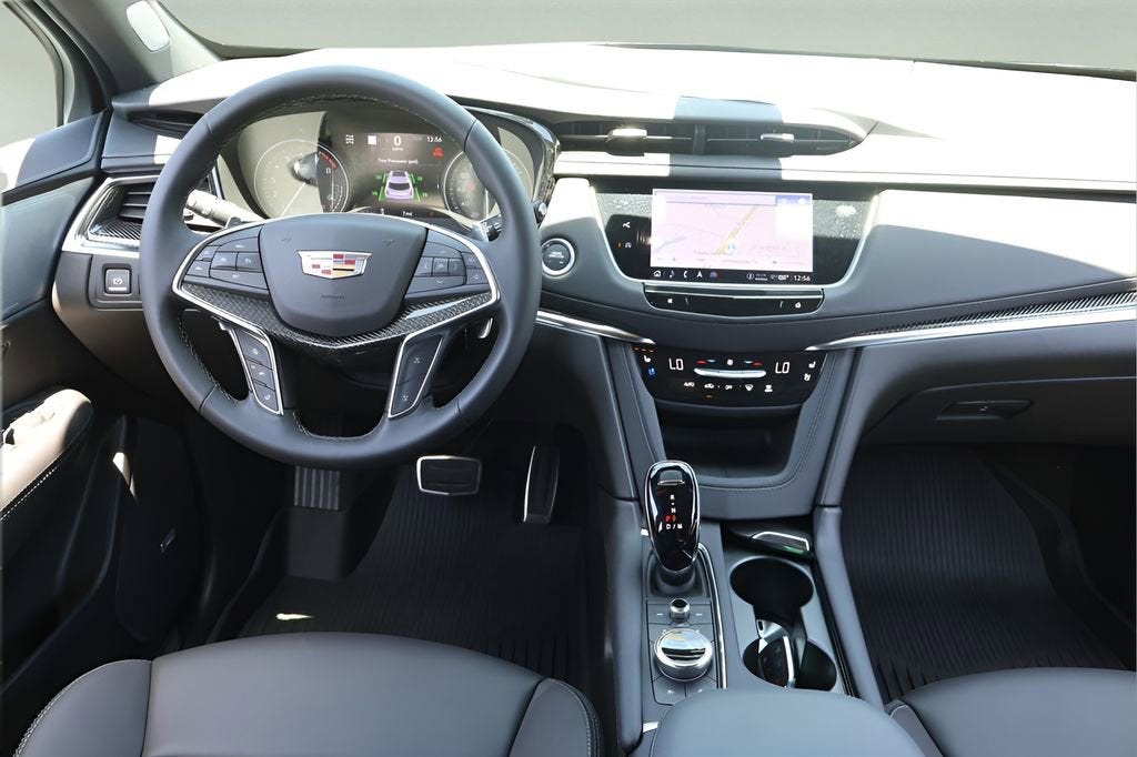 2026 Cadillac XT5 Sport