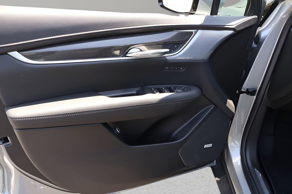 2026 Cadillac XT5 Sport