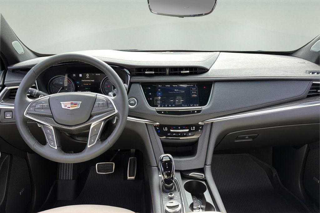 2026 Cadillac XT5 Sport