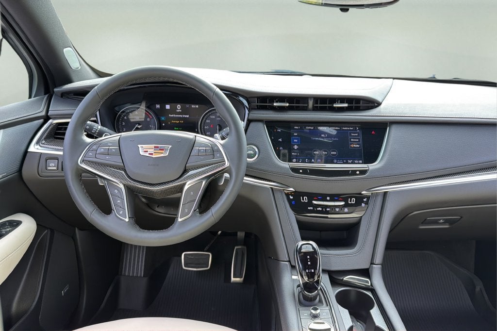 2026 Cadillac XT5 Sport