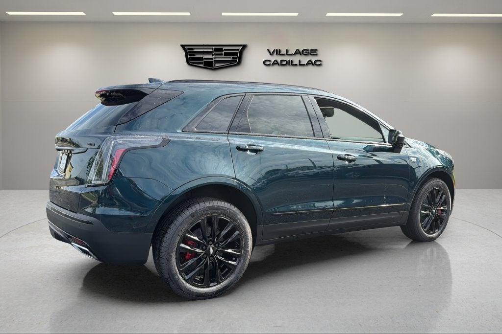 2026 Cadillac XT5 Sport