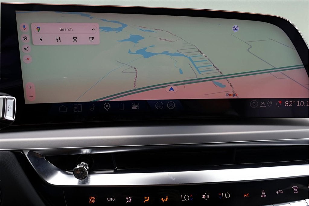 2025 Cadillac LYRIQ Luxury 1