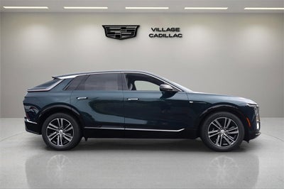 2025 Cadillac LYRIQ Luxury 1