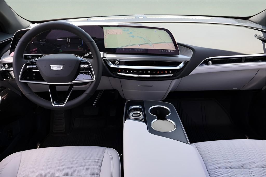 2025 Cadillac LYRIQ Luxury 1