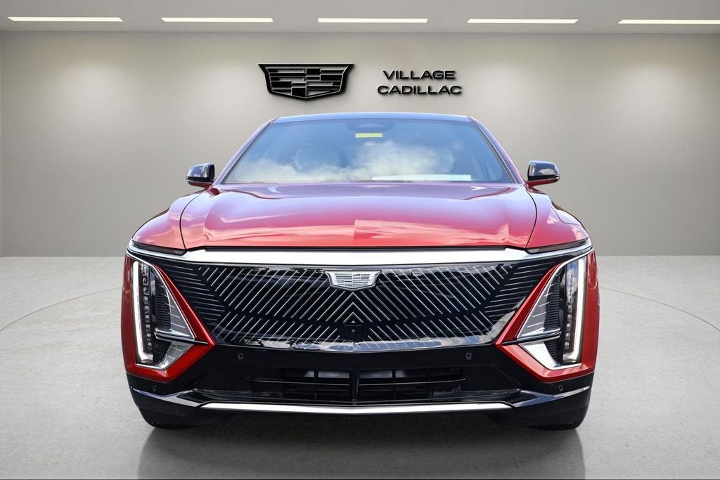 2025 Cadillac LYRIQ Luxury 1
