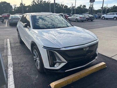 2025 Cadillac LYRIQ Luxury 1