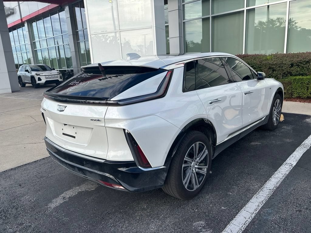 2025 Cadillac LYRIQ Luxury 1