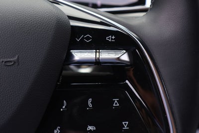 2024 Cadillac LYRIQ Luxury 1