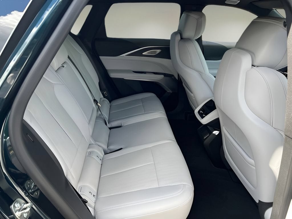 2026 Cadillac LYRIQ Premium Luxury