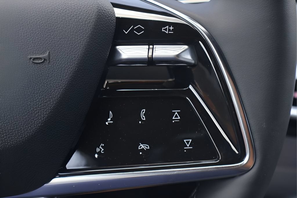 2026 Cadillac LYRIQ Premium Luxury